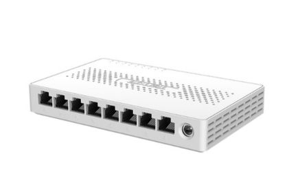 Tenda SM108 8 Port 2.5G Switch Plastik Kasa resmi