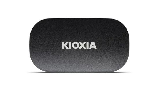 Kioxia 2TB Excerıa Plus LXD20K002TG8 G2 USB 3.2 1050/1000 Taşınabilir SSD resmi